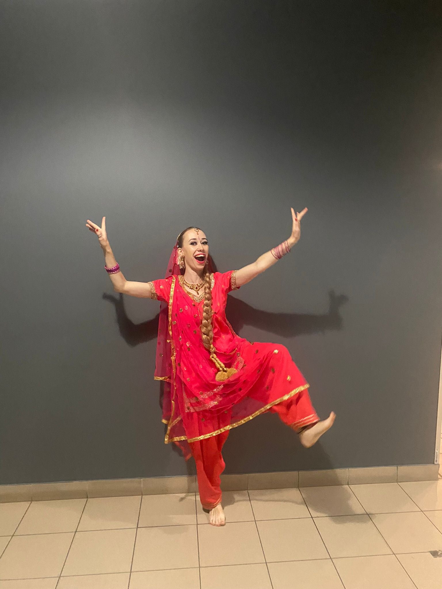 bhangra dress for ladies Purpal/Pink Silk Punjabi Bhangra Dance Dress