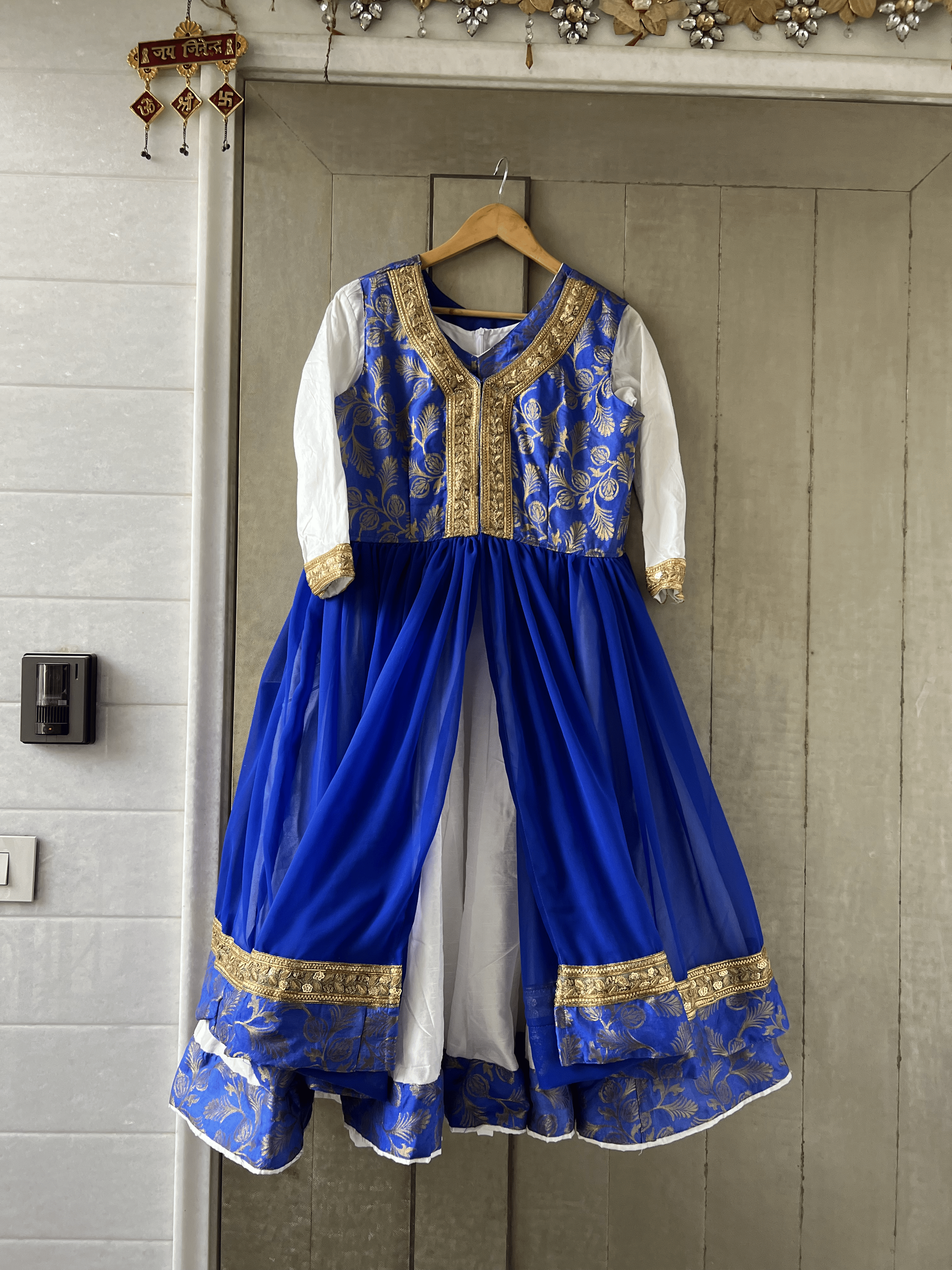 Gulzar Anarkali set